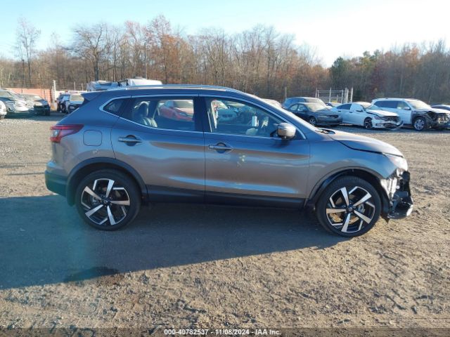JN1BJ1CW4NW492745 Nissan Rogue Sport Sl Awd Xtronic Cvt