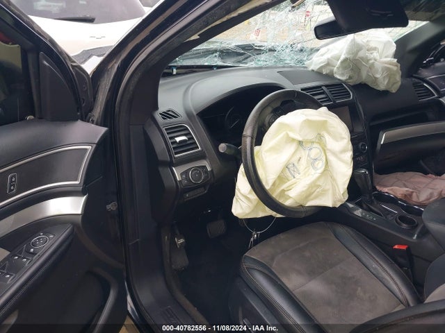 Ford EXPLORER XLT 2017 1FM5K7D81HGB59763 Image 5
