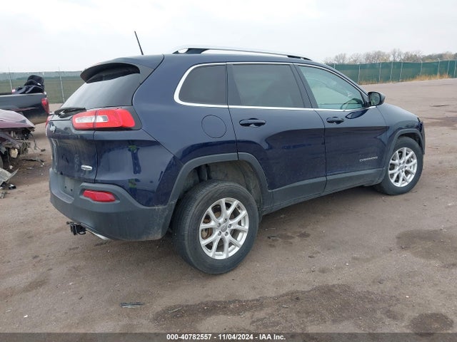 Jeep Cherokee Latitude 2016 1C4PJMCS4GW219146 Image 4