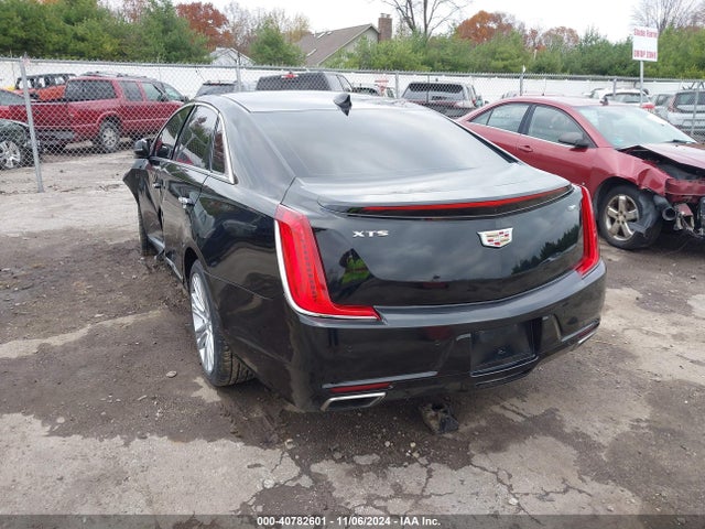 2019 CADILLAC XTS 2G61M5S38K9110643 Photo 2