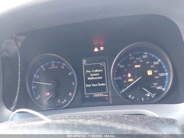 Toyota RAV4 LE 2018 2T3ZFREV2JW474303 Image 7