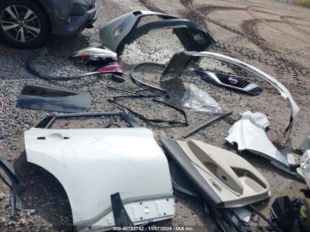 5N1AZ2MG7JN147560 Nissan MURANO SV