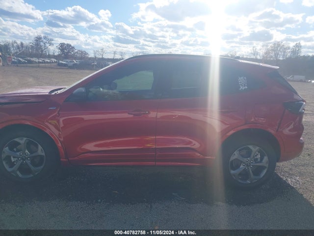 1FMCU0MN8RUA67163 Ford Escape St-line