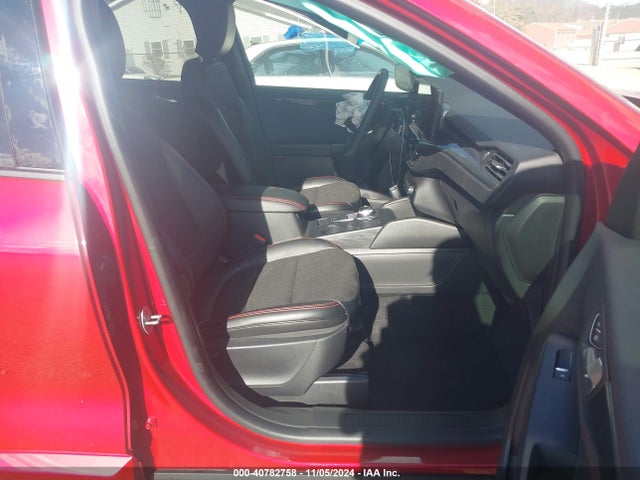 1FMCU0MN8RUA67163 Ford Escape St-line