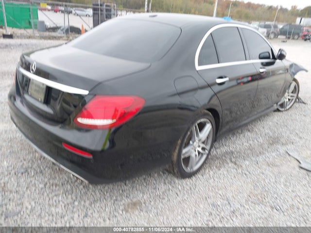 WDDZF4JB6HA182585 Mercedes-Benz E 300