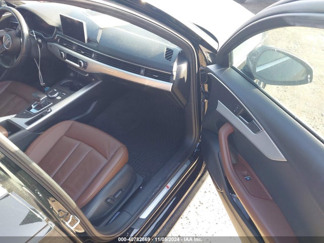Audi A4 2.0t Premium 2017 WAUENAF40HN022860 Image 5
