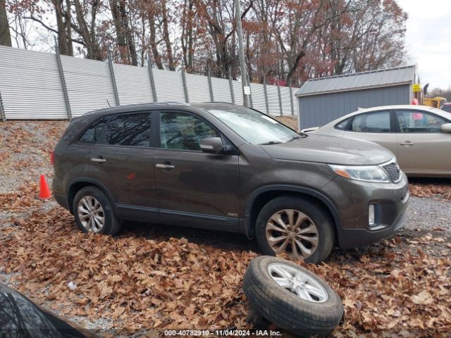 5XYKUDA77EG497811 KIA Sorento Ex V6