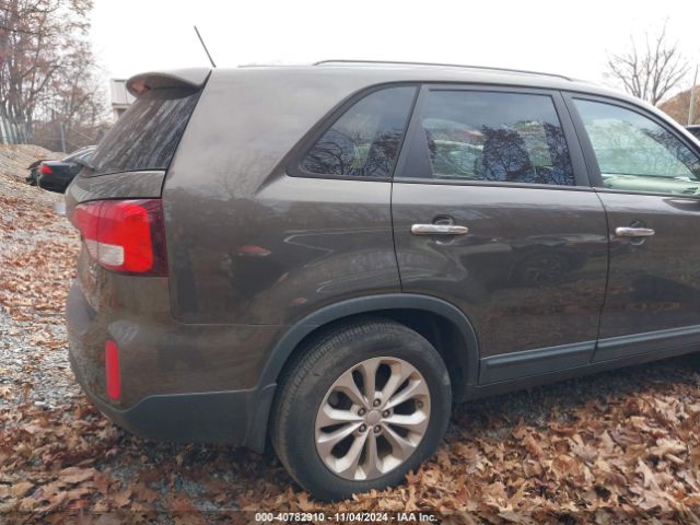 5XYKUDA77EG497811 KIA Sorento Ex V6