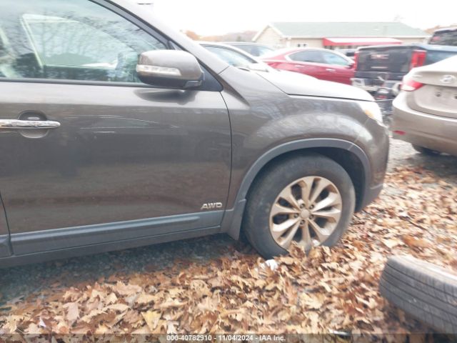5XYKUDA77EG497811 KIA Sorento Ex V6