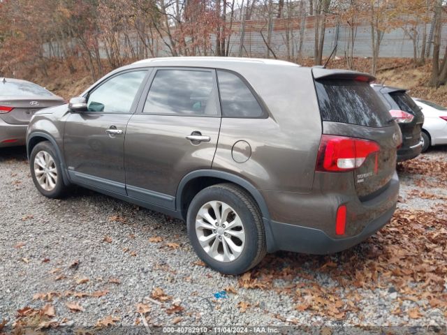 5XYKUDA77EG497811 KIA Sorento Ex V6