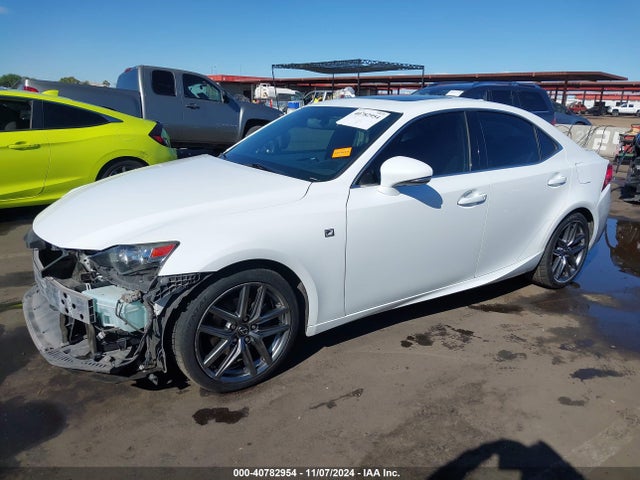Lexus IS 250 2015 JTHBF1D20F5082170 Image 2
