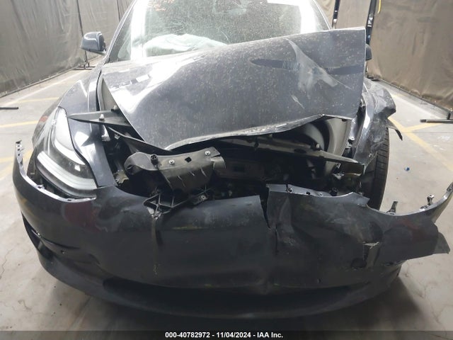 Tesla Model 3 Standard Range Plus Rear-wheel Drive 2021 5YJ3E1EA7MF096416 Image 11