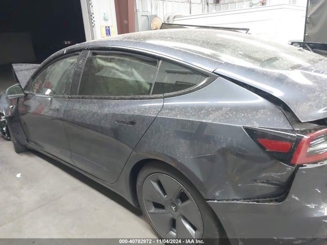 Tesla Model 3 Standard Range Plus Rear-wheel Drive 2021 5YJ3E1EA7MF096416 Image 13