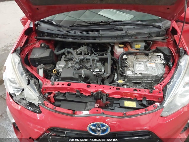 JTDKDTB33F1088020 Toyota Prius C Two