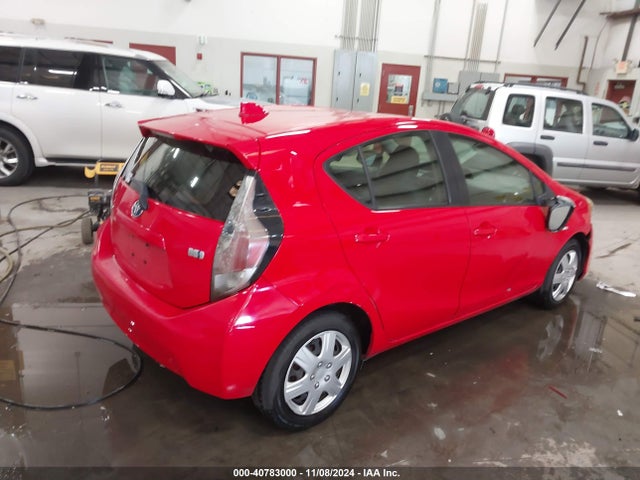 JTDKDTB33F1088020 Toyota Prius C Two