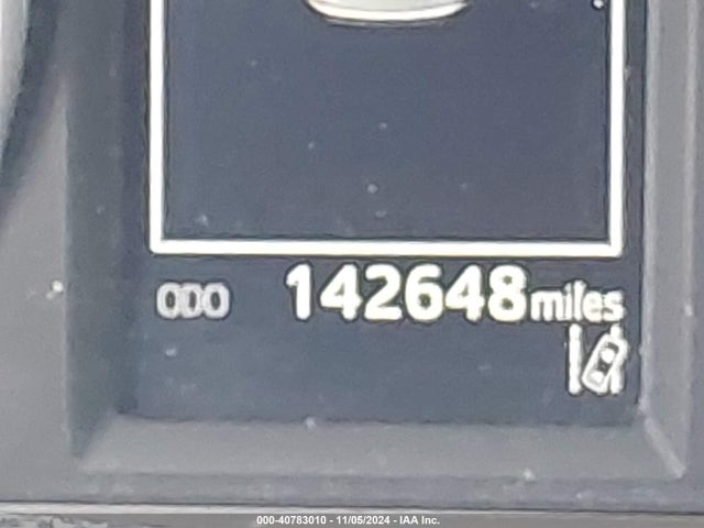 Toyota RAV4 LE 2018 JTMZFREVXJJ186639 Image 16