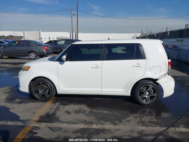 JTLZE4FE2FJ077835 Scion XB