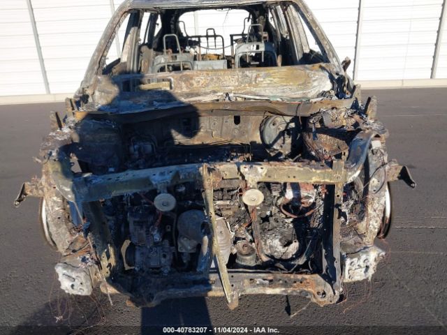 5TDZZRAH8NS541615 Toyota Highlander Le