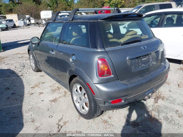2009 MINI COOPER S WMWMF73549TW83734 Photo 2