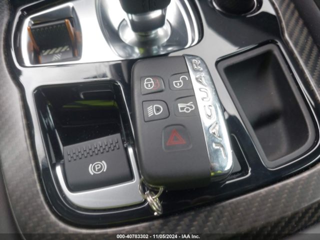 2017 JAGUAR F-TYPE SAJWJ6BV3H8K39026 Photo 10