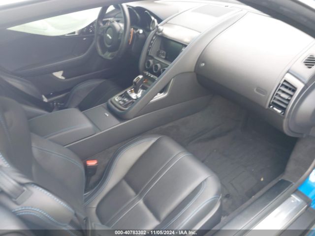 2017 JAGUAR F-TYPE SAJWJ6BV3H8K39026 Photo 4