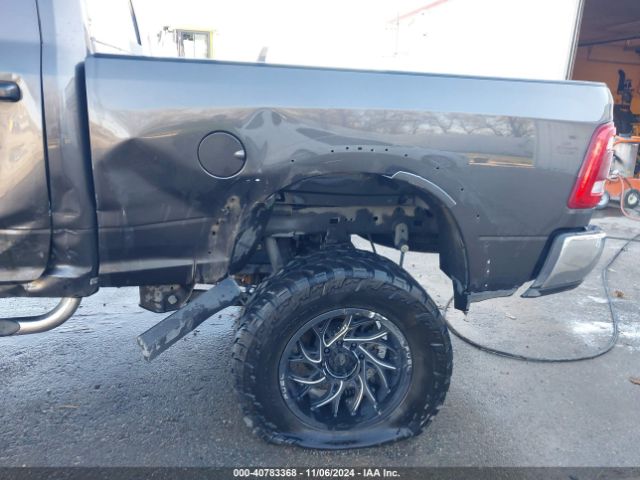 3C6UR5FL2NG118518 RAM 2500 Laramie  4x4 6'4 Box