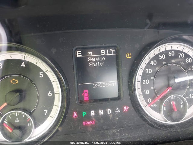 2017 RAM 1500 3C6RR7KT8HG574678 Photo 6