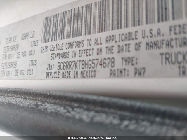 2017 RAM 1500 3C6RR7KT8HG574678 Photo 8