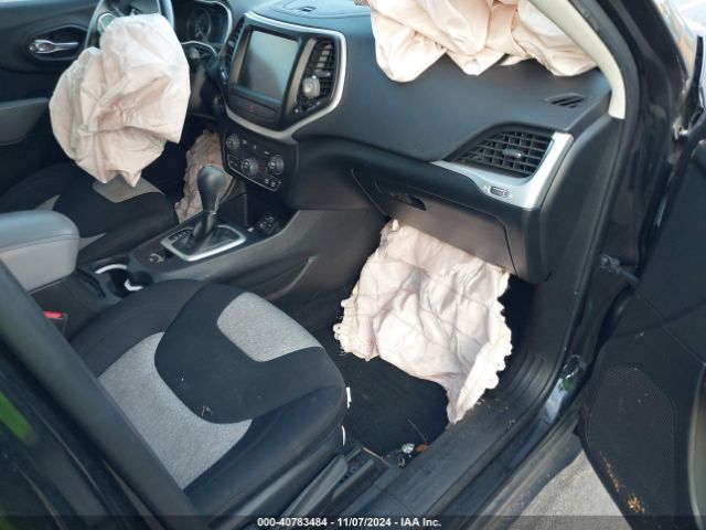 1C4PJLCS4EW148716 Jeep Cherokee Latitude