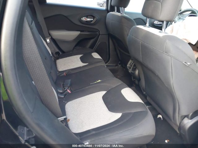 1C4PJLCS4EW148716 Jeep Cherokee Latitude