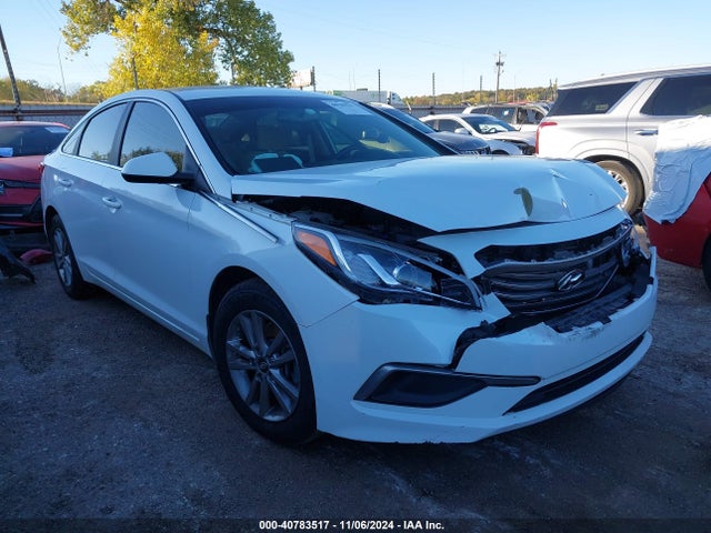 Hyundai SONATA SE 2016 5NPE24AF7GH345842 Image 1