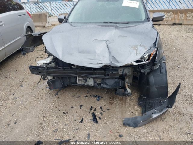 3N1AB7AP7HY352743 Nissan SENTRA SR
