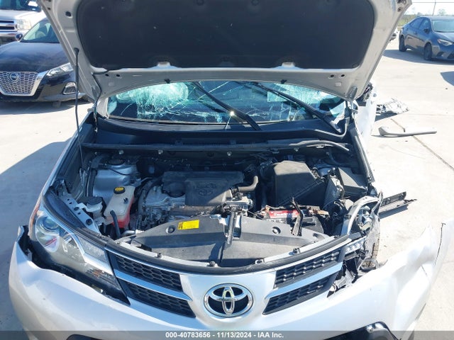 Toyota RAV4 LE 2014 2T3ZFREV8EW116502 Image 10