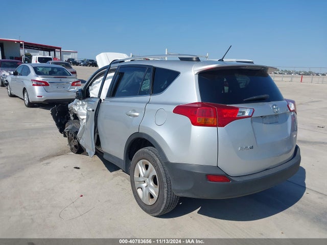 Toyota RAV4 LE 2014 2T3ZFREV8EW116502 Image 3