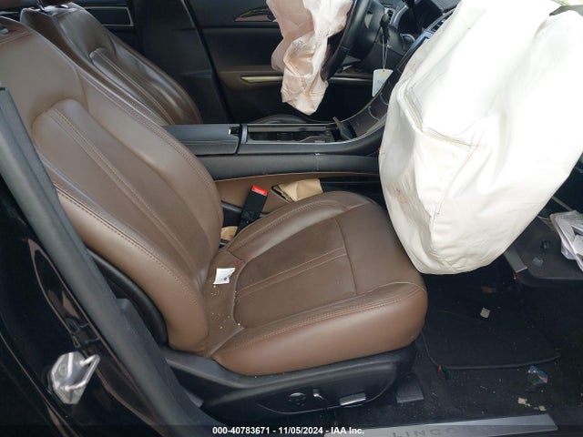 3LN6L2J93GR616484 Lincoln MKZ