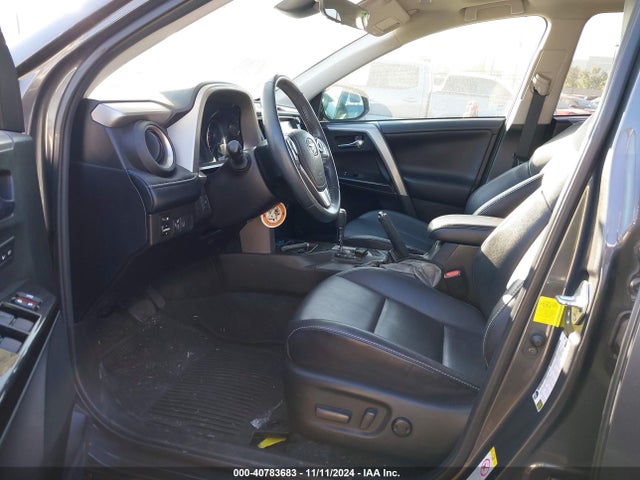 2T3YFREV0JW477521 Toyota Rav4 Limited/platinum