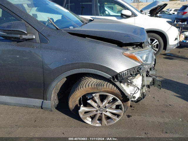 2T3YFREV0JW477521 Toyota Rav4 Limited/platinum