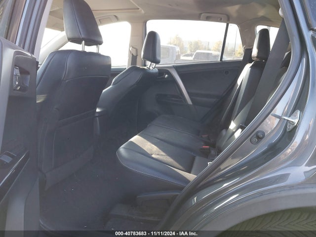 2T3YFREV0JW477521 Toyota Rav4 Limited/platinum