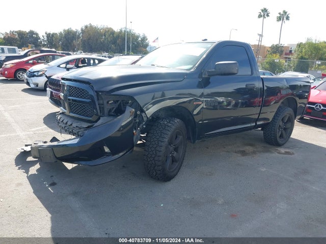 RAM 1500 Express 2015 3C6JR6AT1FG707917 Image 2