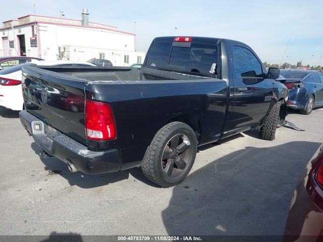 RAM 1500 Express 2015 3C6JR6AT1FG707917 Image 4