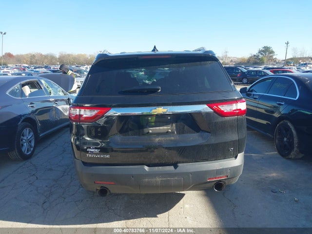1GNERGKW0JJ121944 Chevrolet Traverse 1lt