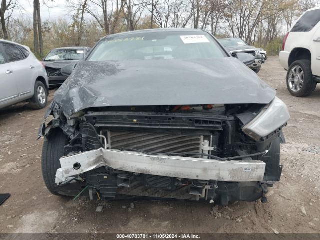 KMHC65LC4KU168374 Hyundai Ioniq Hybrid Blue