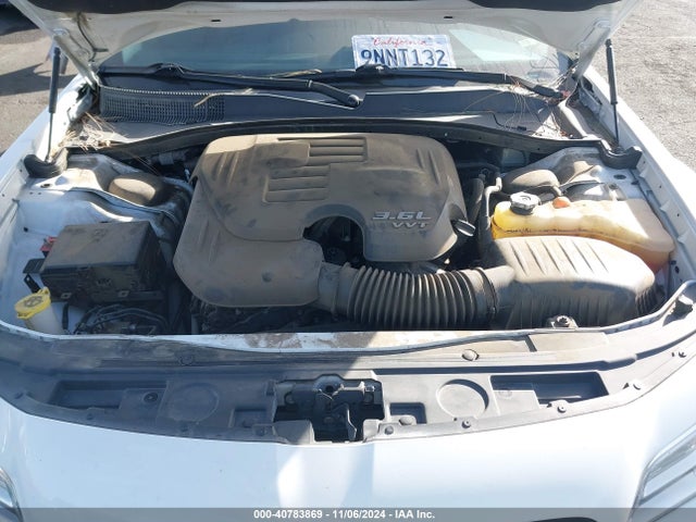 2C3CCAAG8GH206912 Chrysler 300 Limited