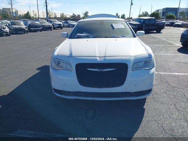 2C3CCAAG8GH206912 Chrysler 300 Limited