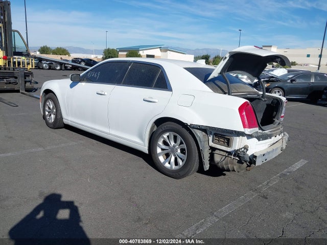 2C3CCAAG8GH206912 Chrysler 300 Limited