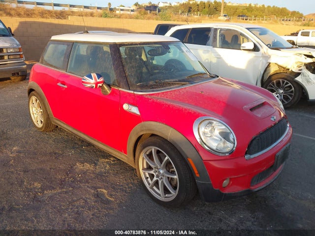 2007 MINI COOPER S WMWMF73577TL88883 Photo 0