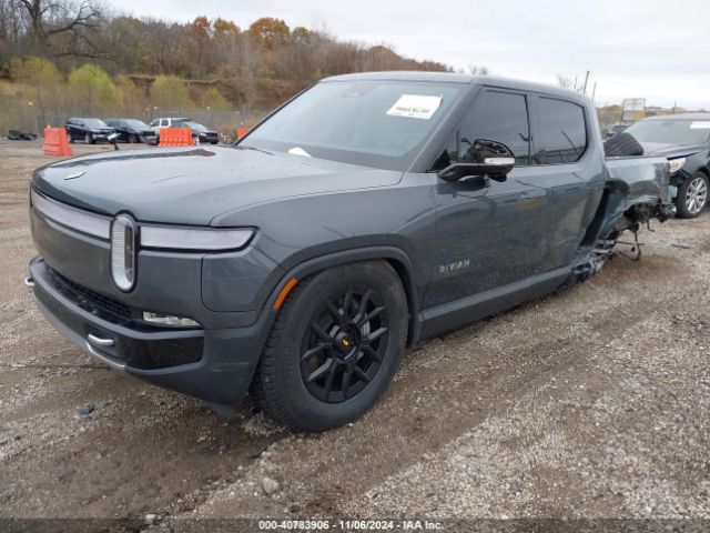 2024 RIVIAN R1T 7FCTGCAA9RN030688 Photo 1