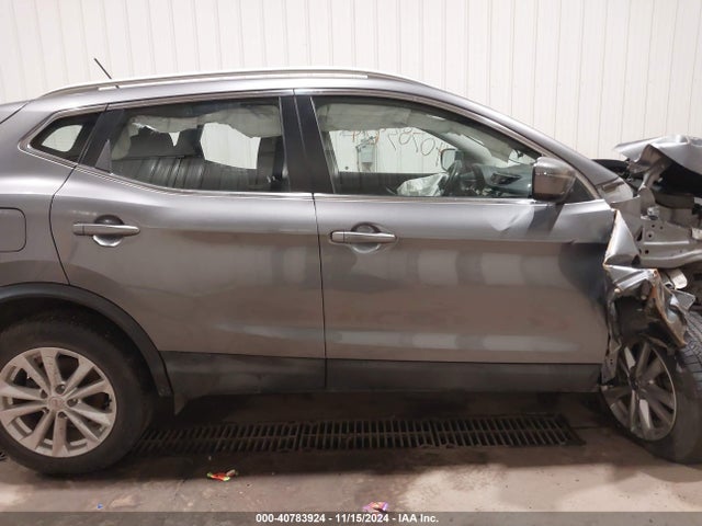 JN1BJ1CR9HW103497 Nissan Rogue Sport Sv