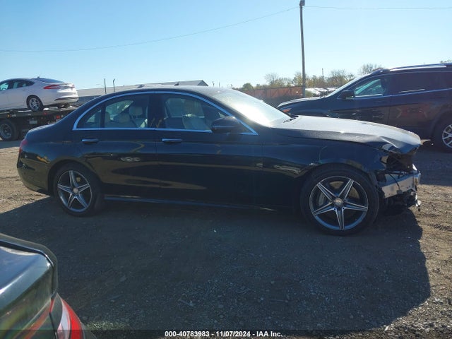 WDDZF4KB7HA153370 Mercedes-Benz E 300 4matic