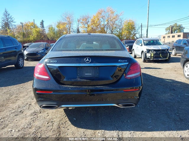 WDDZF4KB7HA153370 Mercedes-Benz E 300 4matic